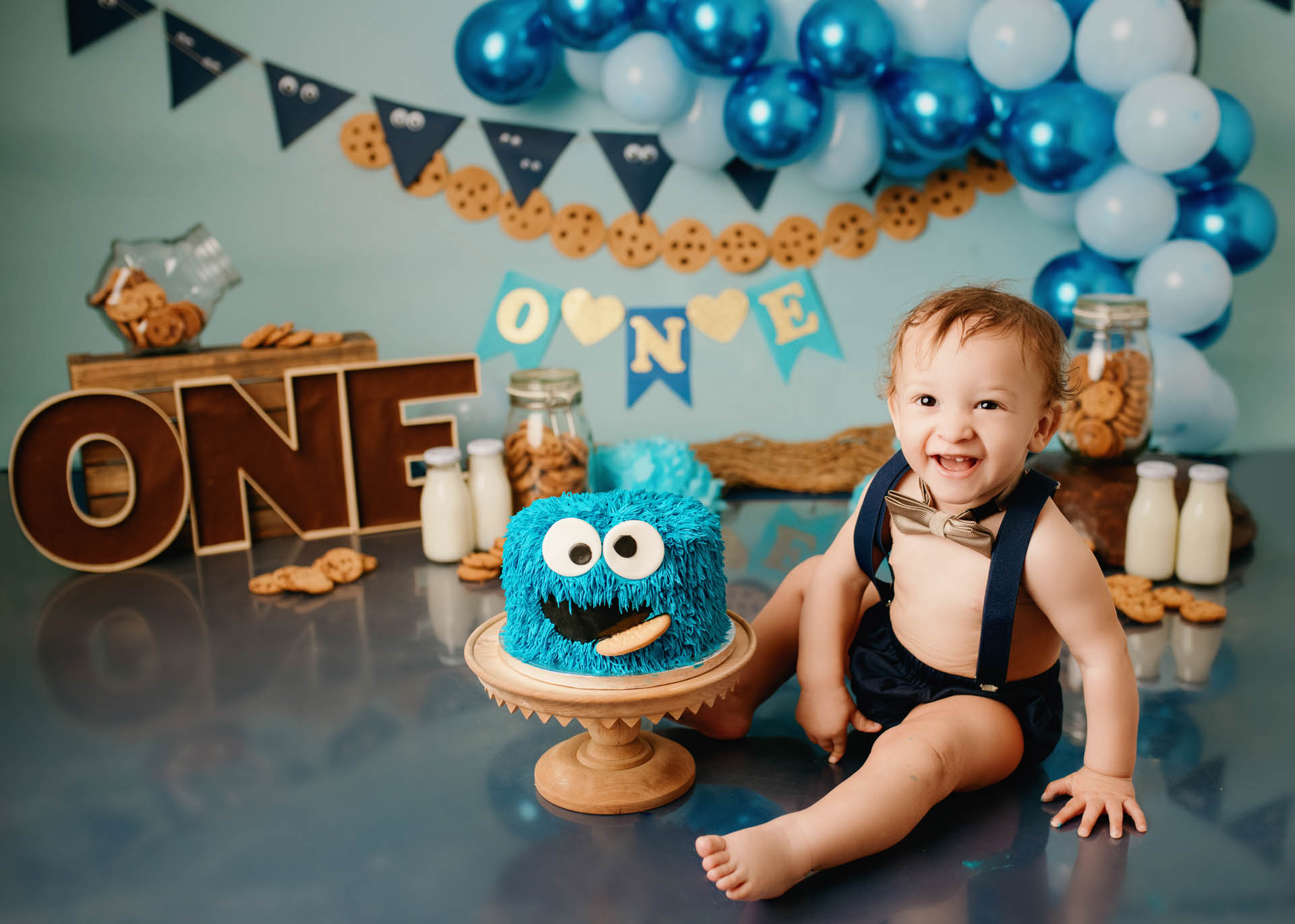 Cake smash session milton keynes 