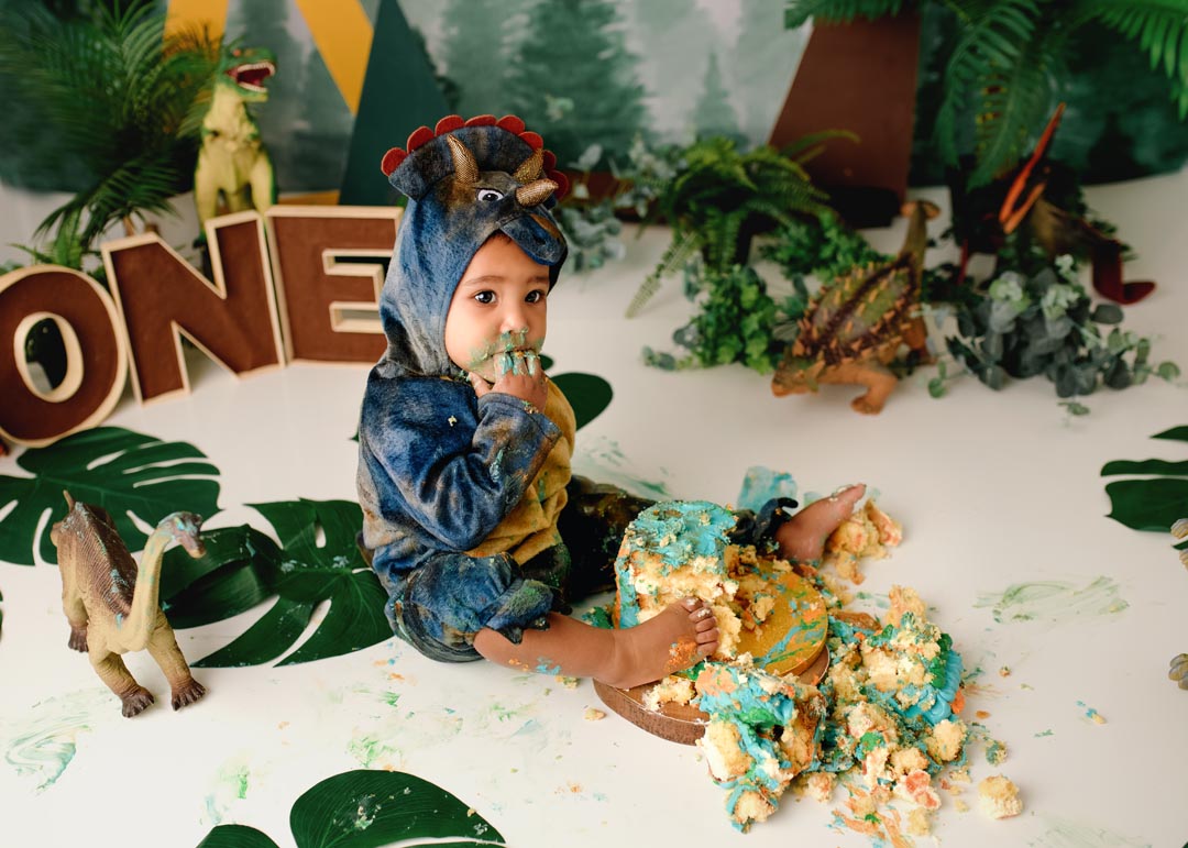 Cake smash session milton keynes