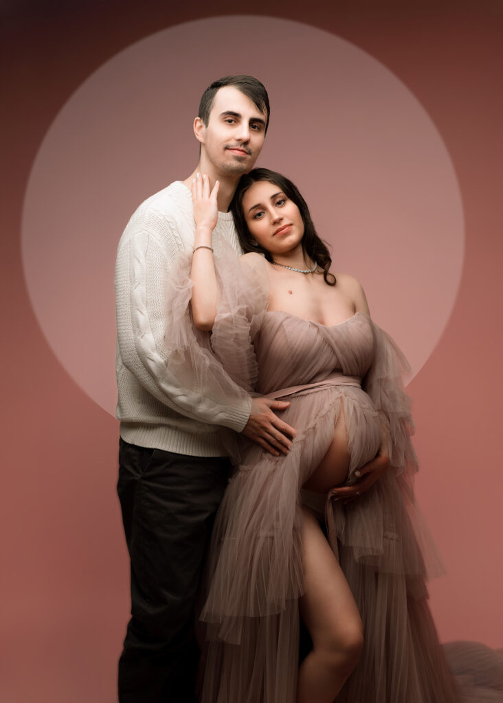 couple pregnancy photoshoot poses