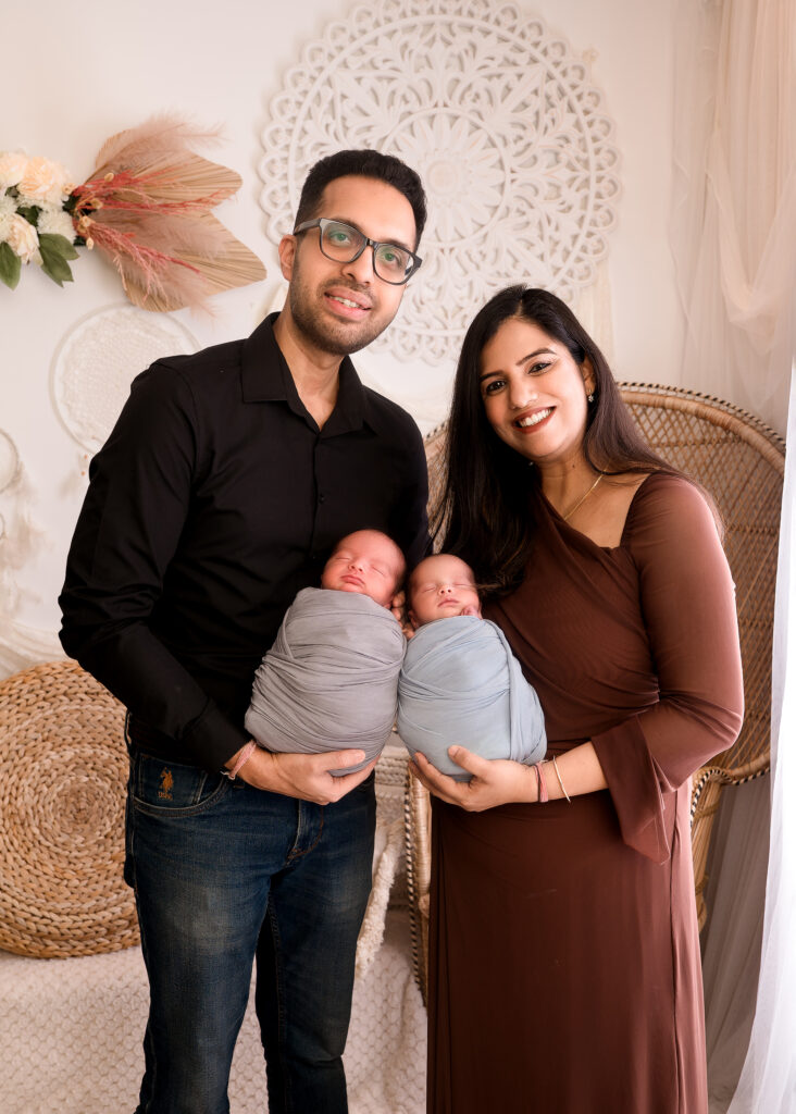 newborn twin photoshoot 