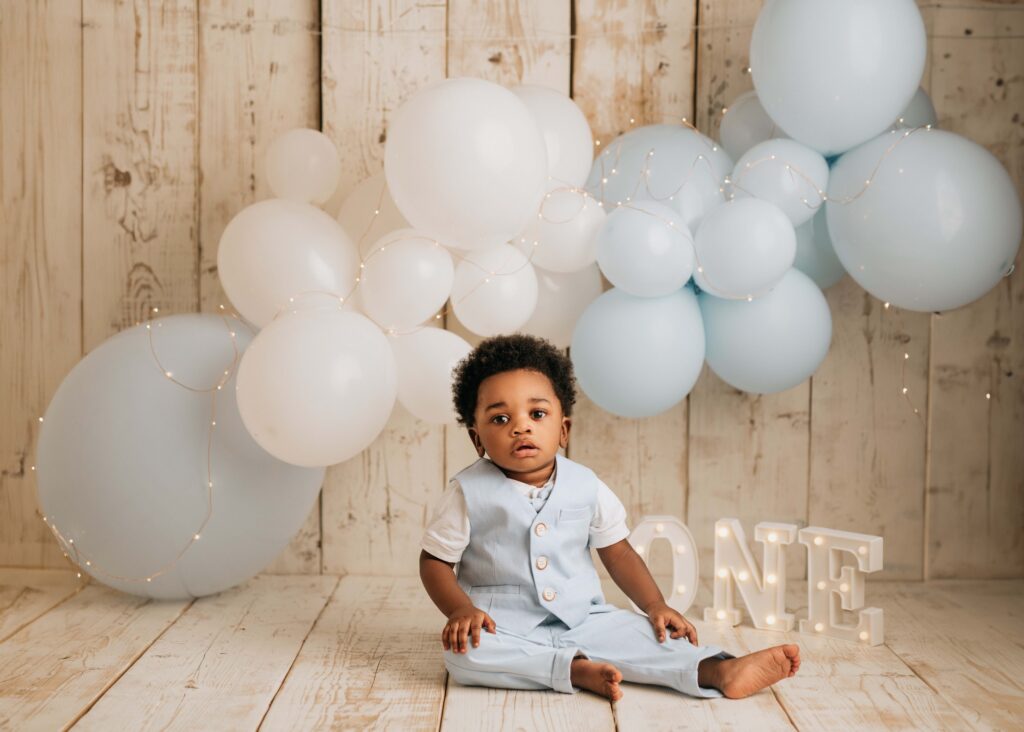 cake smash photoshoot in Milton Keynes